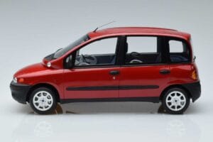 Fiat Multipla Otto 1:18 OT420 Resin - image 3 of 6