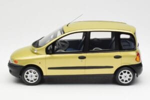 Fiat Multipla Yellow Otto 1:18 OT1047 Resin - image 3 of 6