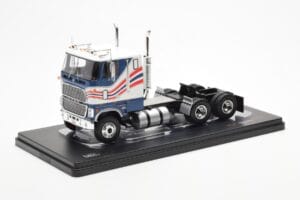 Ford CL 9000 White Blue IXO 1:43 TR177 Diecast - image 3 of 4