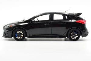 Ford Focus RS Mk3 Black Otto 1:18 OT950 Resin - image 3 of 8