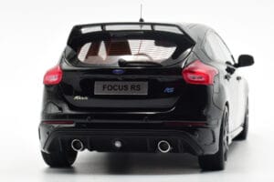 Ford Focus RS Mk3 Black Otto 1:18 OT950 Resin - image 7 of 8