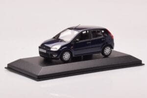 Ford Fusion Blue Minichamps 1:43 403082205 Diecast - image 2 of 4