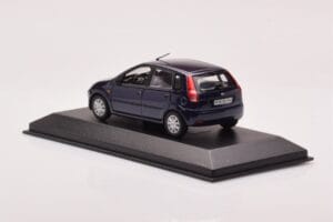 Ford Fusion Blue Minichamps 1:43 403082205 Diecast - image 3 of 4
