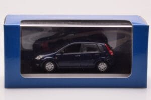 Ford Fusion Blue Minichamps 1:43 403082205 Diecast - image 4 of 4
