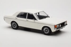 Ford Granada Mk1 White MCG 1:18 MCG18395 Diecast - image 4 of 6
