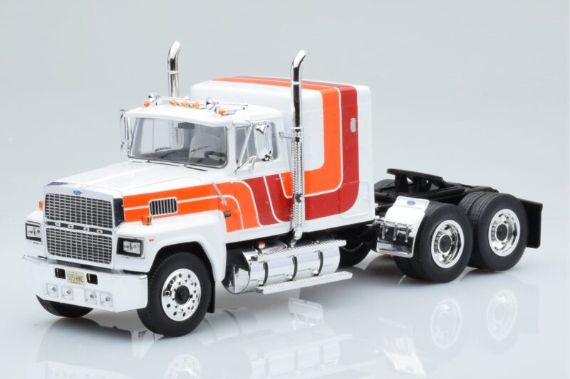 Ford LTL 9000 White Red Orange IXO 1:43 TR094 Diecast