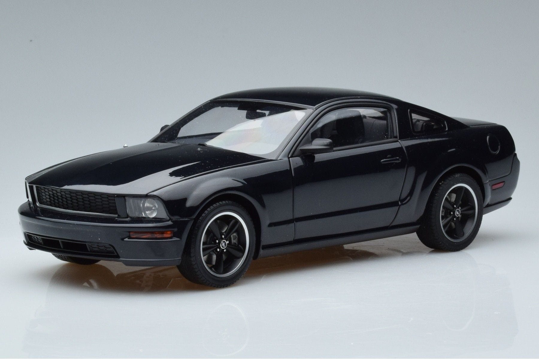 AUTOart Ford Mustang GT S197 Bullitt 1:18 Diecast