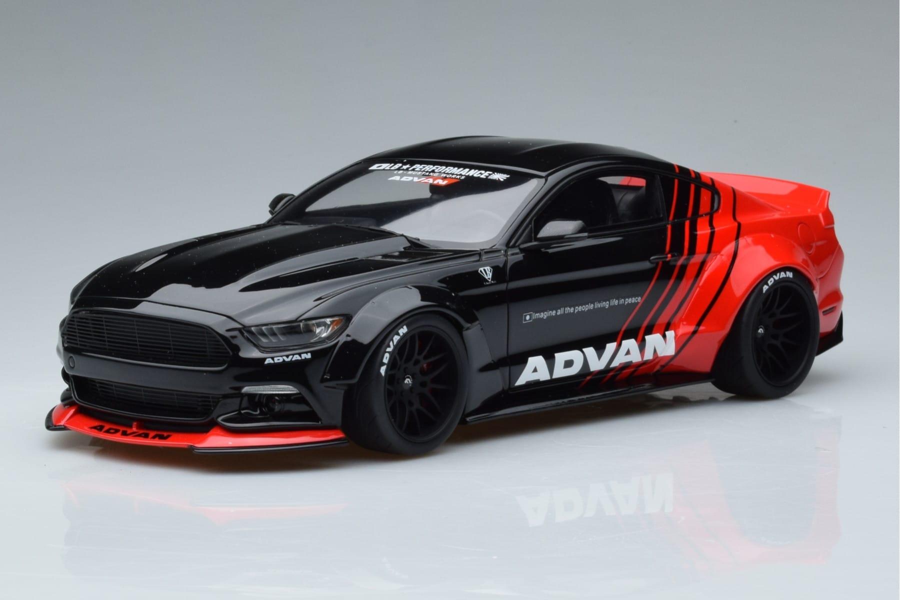GT Spirit Ford Mustang S550 LB Works Advan 1:18