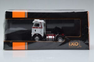 Freightliner COE White IXO 1:43 TR128 Diecast - image 6 of 6