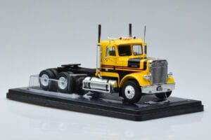 Freightliner FLC120 64T Yellow IXO 1:43 TR116 Diecast - image 4 of 6