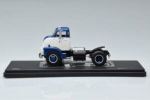 GMC 950 COE Blue White IXO 1:43 TR150 Diecast - image 3 of 6