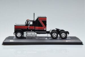 GMC General Red Black IXO 1:43 TR102 Diecast - image 3 of 6