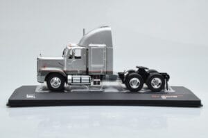 GMC General SBFA Silver IXO 1:43 TR166 Diecast - image 3 of 6