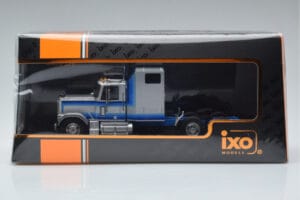 GMC General Silver IXO 1:43 TR079 Diecast - image 6 of 6