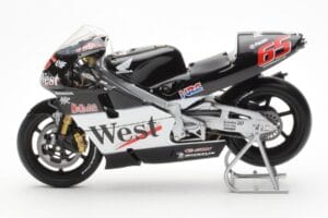 Honda NSR500 West Honda Pons #65 L. Capirossi 500cc World Championship 2001 Minichamps 1:12 122016165 Diecast