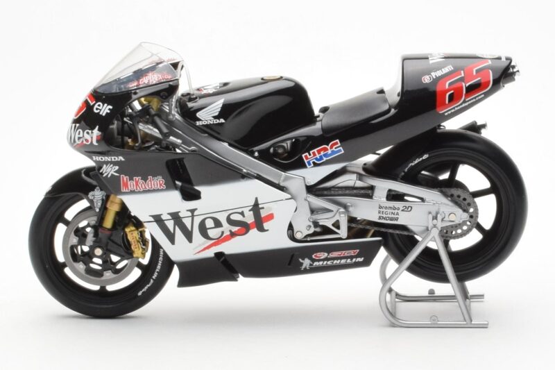 Honda NSR500 West Honda Pons #65 L. Capirossi 500cc World Championship 2001 Minichamps 1:12 Honda NSR500 West Honda Pons #65 L. Capirossi 500cc World Championship 2001 Minichamps 1:12 122016165 Diecast