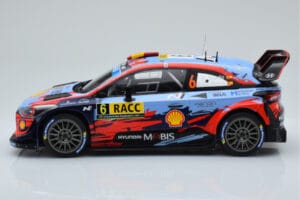 Hyundai i20 Coupe WRC #6 D. Sordo / C. del Barrio Rally Catalunya 2019 IXO 1:18 18RMC052C Diecast - image 3 of 6