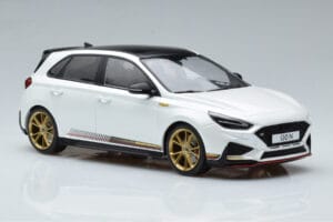 Hyundai i30 N PD Atlas White MCG 1:18 MCG18376 Diecast - image 4 of 6