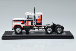 International Transtar 4300 White IXO 1:43 TR153 Diecast - image 3 of 6