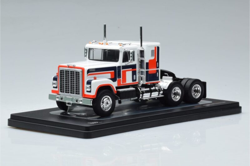 International Transtar 4300 White IXO 1:43 International Transtar 4300 White IXO 1:43 TR153 Diecast