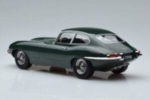 Jaguar E-Type Series 1 British Racing Green KK-Scale 1:18 KKDC180431 Diecast - image 5 of 6