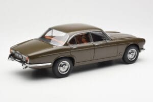 Jaguar XJ6 Series 1 4.2 Sable Brown Paragon 1:18 2011004 Diecast - image 3 of 8