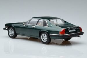 Jaguar XJS V12 Green Metallic Norev 1:18 182620 Diecast - image 5 of 6