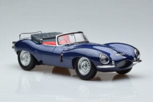 Jaguar XKSS Blue AUTOart 1:18 73510 Diecast - image 6 of 9