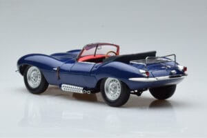 Jaguar XKSS Blue AUTOart 1:18 73510 Diecast - image 7 of 9