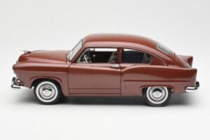 Kaiser Henry J Caribbean Coral Metallic Sun Star 1:18 5101 Diecast - image 4 of 8