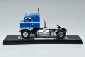 Kenworth Bullnose Blue IXO 1:43 TR154 Diecast - image 3 of 6