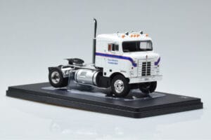 Kenworth Bullnose Ross Mackie Transport White IXO 1:43 TR063 Diecast - image 4 of 6