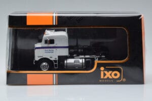 Kenworth Bullnose Ross Mackie Transport White IXO 1:43 TR063 Diecast - image 6 of 6