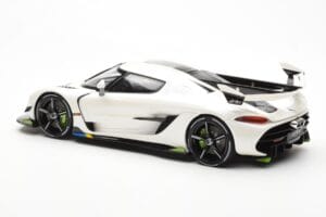 Koenigsegg Jesko Attack White GT Spirit 1:18 GT389 Resin - image 5 of 6