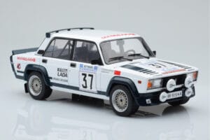 Lada 2105 VFTS #37 H. Ohu Rally Acropolis 1983 IXO 1:18 18RMC145 Diecast - image 4 of 6