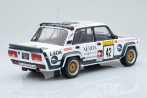Lada 2105 VFTS #42 S. Brundza Rally 1000 Lakes 1984 IXO 1:18 18RMC146 Diecast - image 2 of 6