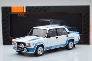 Lada 2105 VFTS White IXO 1:18 18CMC144 Diecast - image 6 of 6