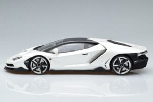 Lamborghini Centenario Pearl White GT Spirit 1:18 GTS18503W Resin - image 3 of 6