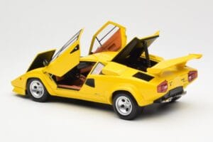 Lamborghini Countach LP 5000 Quattrovalvole Yellow Kyosho 1:18 08320Y Diecast - image 5 of 8