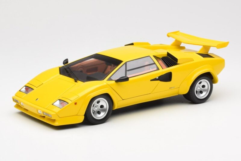 Lamborghini Countach LP 5000 Quattrovalvole Yellow Kyosho 1:18 Lamborghini Countach LP 5000 Quattrovalvole Yellow Kyosho 1:18 08320Y Diecast