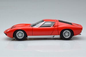 Lamborghini Miura SV Red AUTOart 1:18 74543 Diecast - image 5 of 8