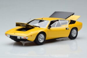 Lamborghini Urraco Yellow Kyosho 1:18 08446GY Diecast - image 2 of 10