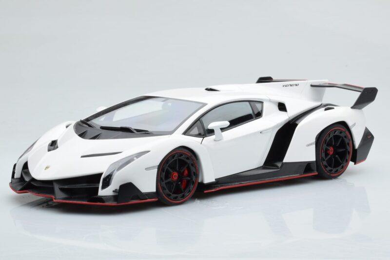 Lamborghini Veneno White AUTOart 1:18 Lamborghini Veneno White AUTOart 1:18 74507 Diecast