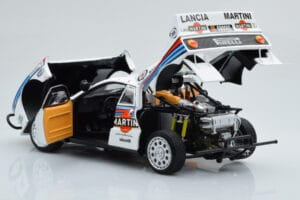 Lancia 037 Martini #8 A. Bettega / M. Perissinot Safari Rally 1985 Kyosho 1:18 08306J Diecast - image 3 of 8