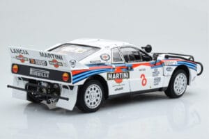 Lancia 037 Martini #8 A. Bettega / M. Perissinot Safari Rally 1985 Kyosho 1:18 08306J Diecast - image 4 of 8