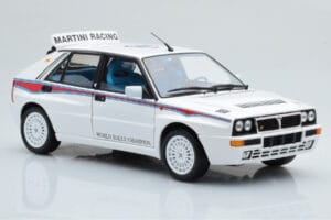 Lancia Delta HF Integrale 6 White Kyosho 1:18 08344E Diecast - image 6 of 8