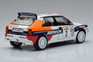 Lancia Delta HF Integrale Evoluzione #2 C. Sainz / L. Moya Tour de Corse 1993 Kyosho 1:18 08348J Diecast - image 3 of 9