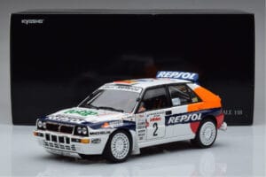 Lancia Delta HF Integrale Evoluzione #2 C. Sainz / L. Moya Tour de Corse 1993 Kyosho 1:18 08348J Diecast - image 9 of 9