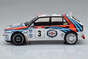 Lancia Delta HF Integrale Evoluzione #3 D. Auriol / B. Occelli Tour de Corse 1992 Kyosho 1:18 08348H Diecast - image 4 of 9