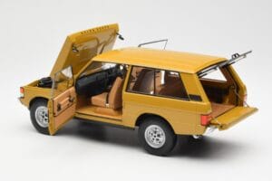 Land Rover Range Rover Classic Yellow Almost Real 1:18 ALM810103 Diecast - image 5 of 8